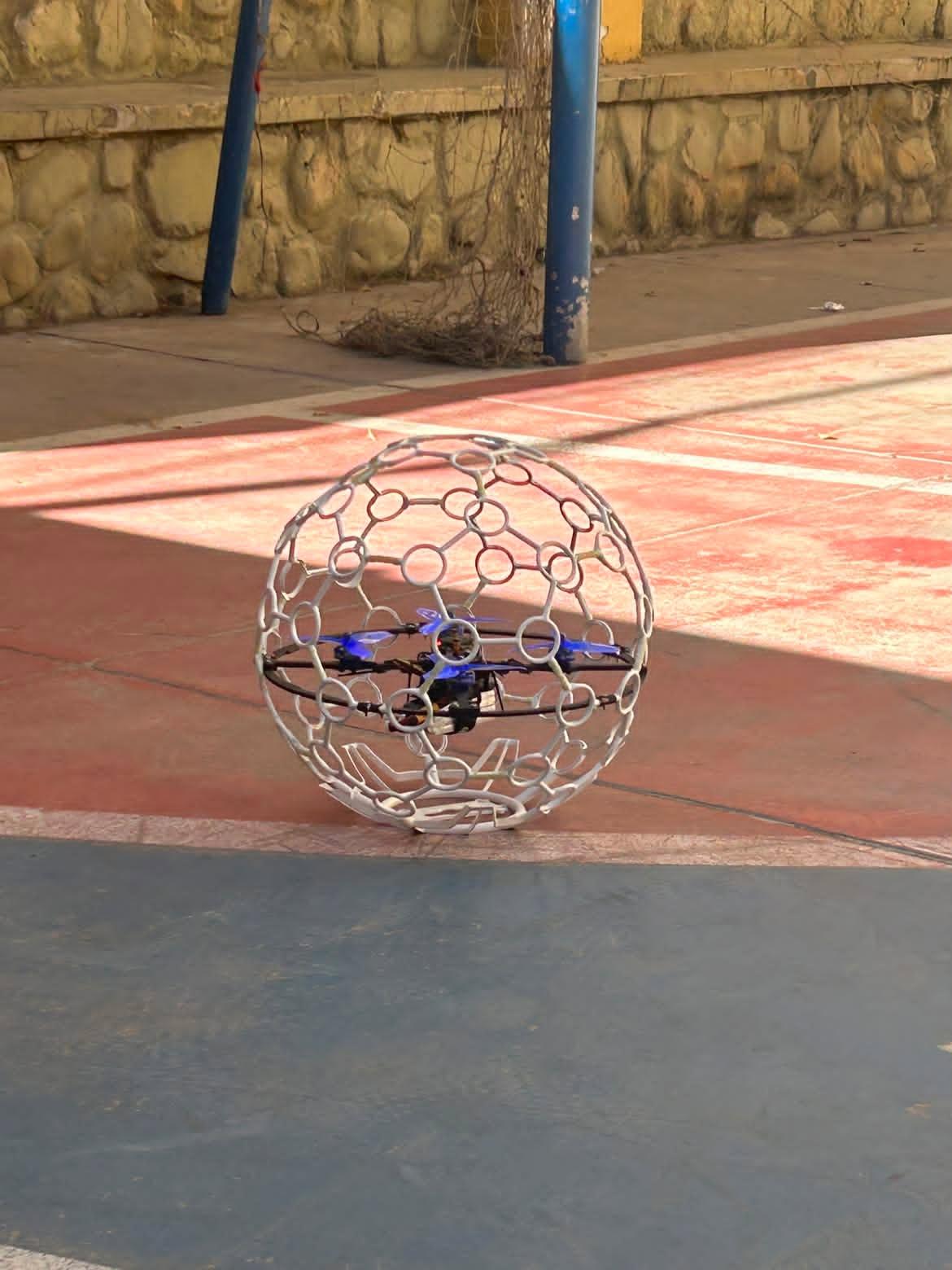 Dron FPV armado